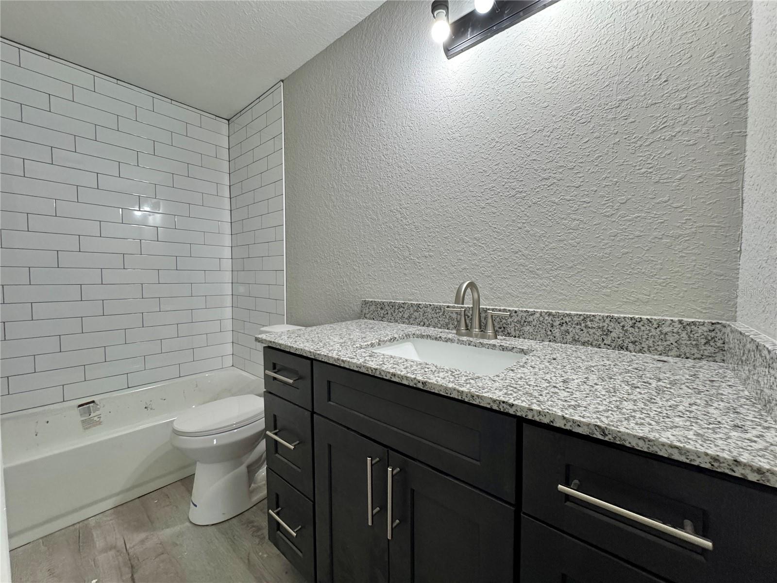 MOCKINGBIRD HILL - Residential Lease