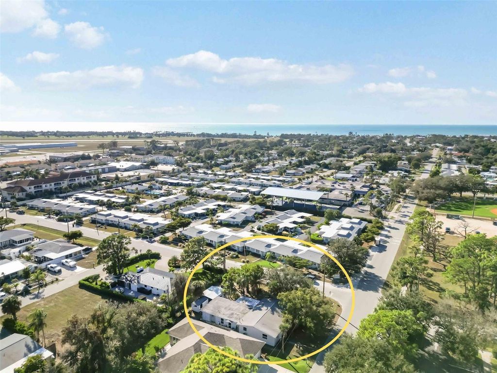 Photo of 300 Field Avenue E, Venice, FL 34285 (MLS # N6141881)