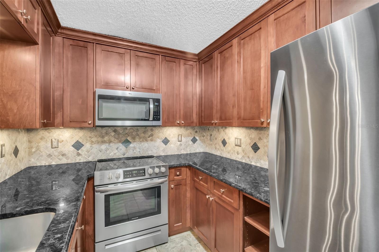 PINE RIDGE AT LAKE TARPON VILLAGE - Residential