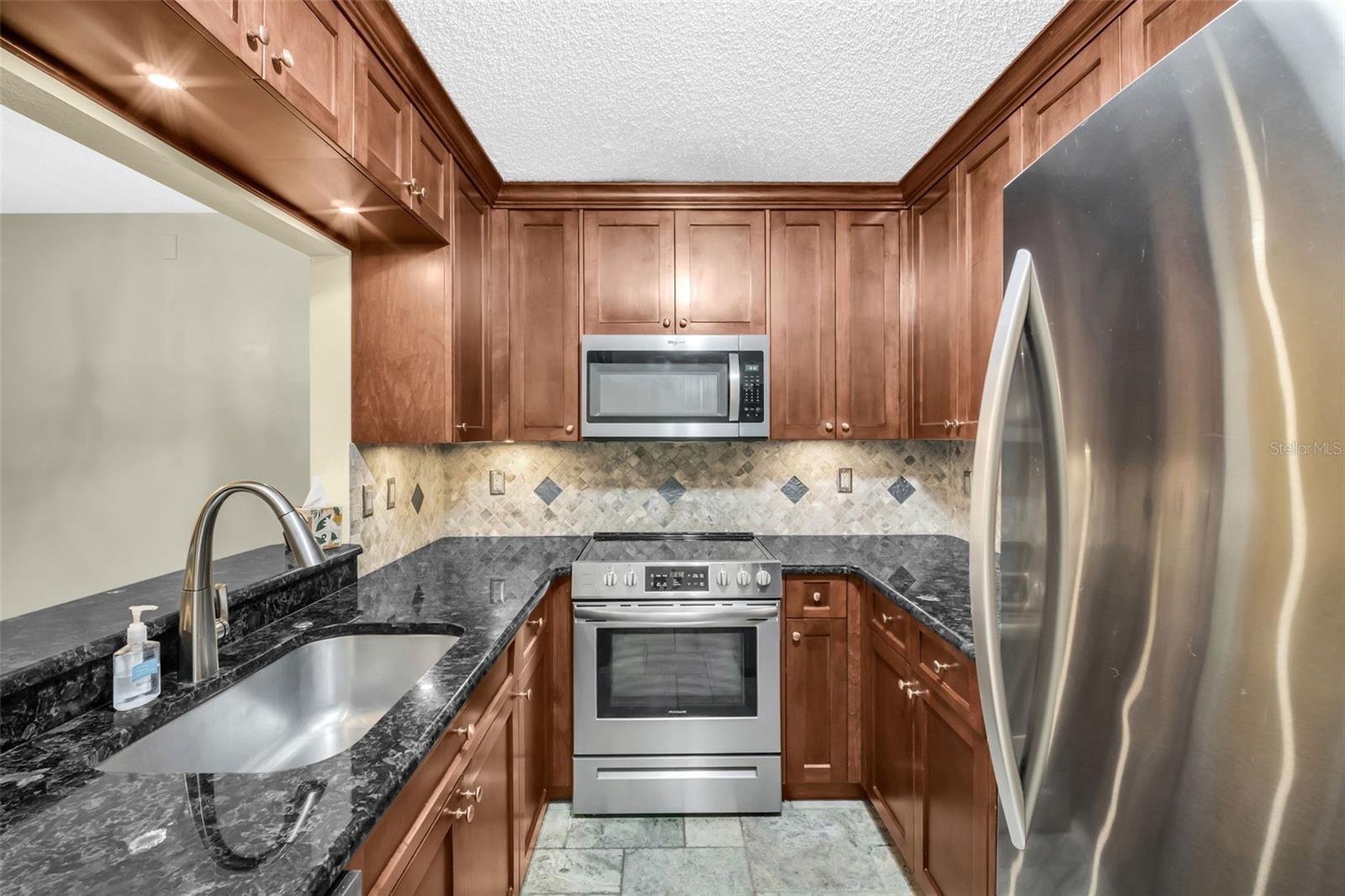 PINE RIDGE AT LAKE TARPON VILLAGE - Residential