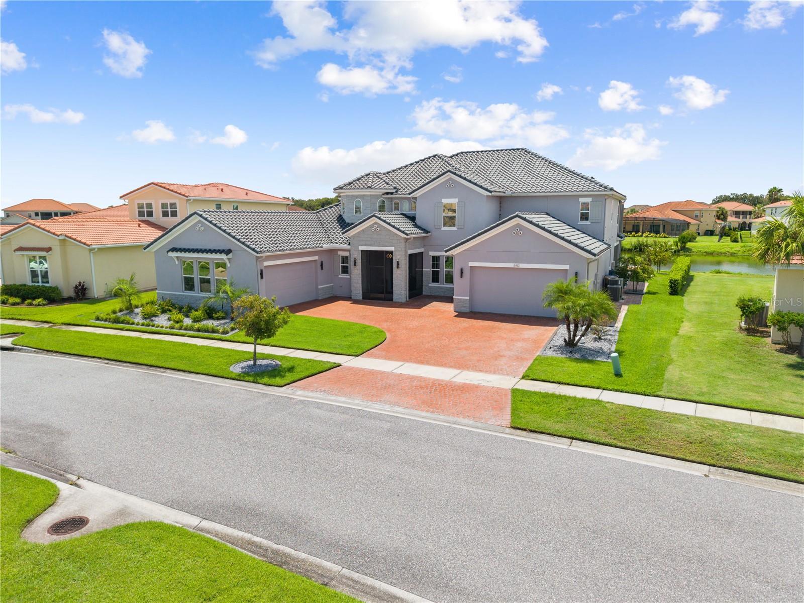 840 SPINNAKER WAY