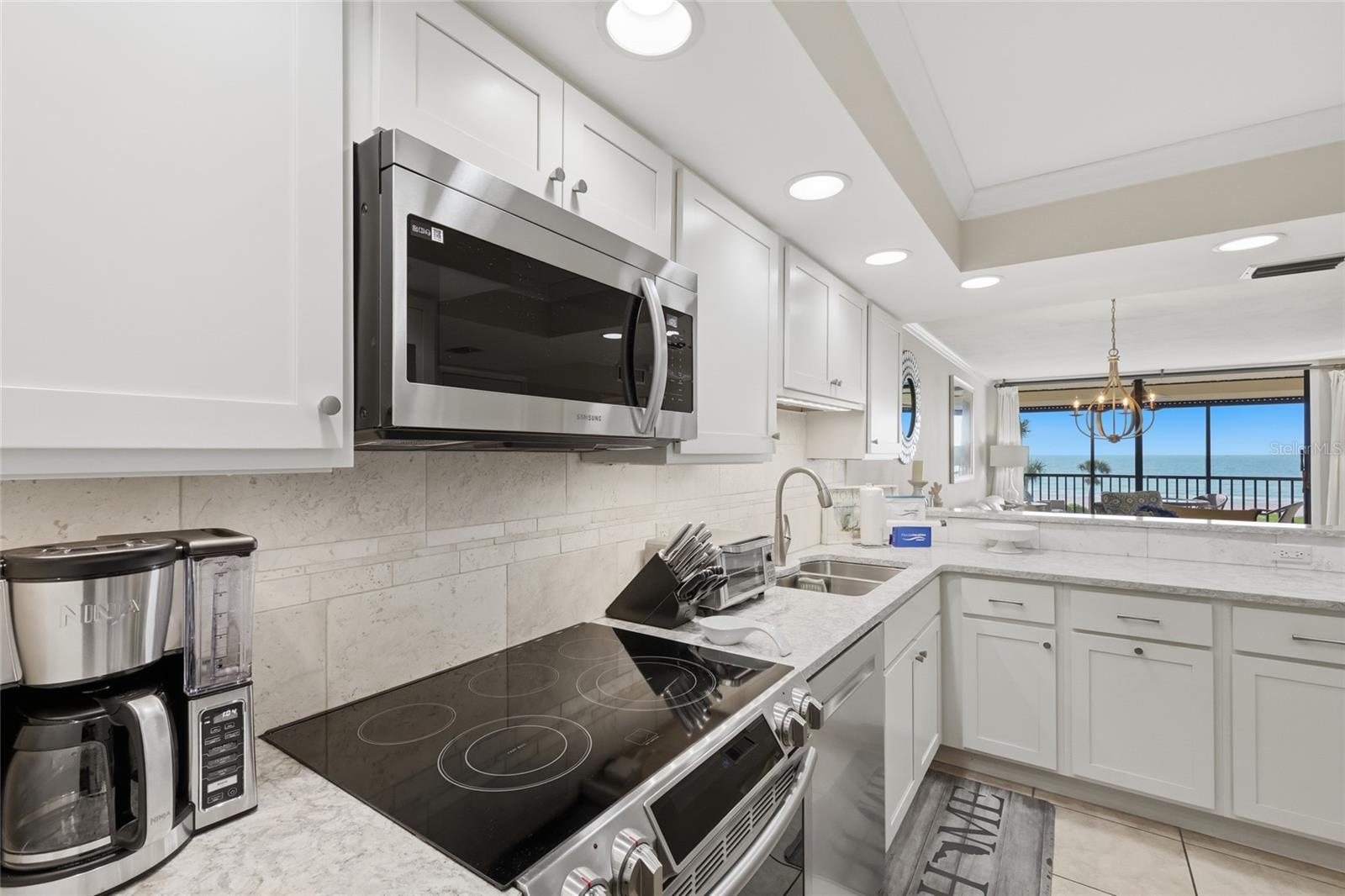 SEAPLACE III - Residential