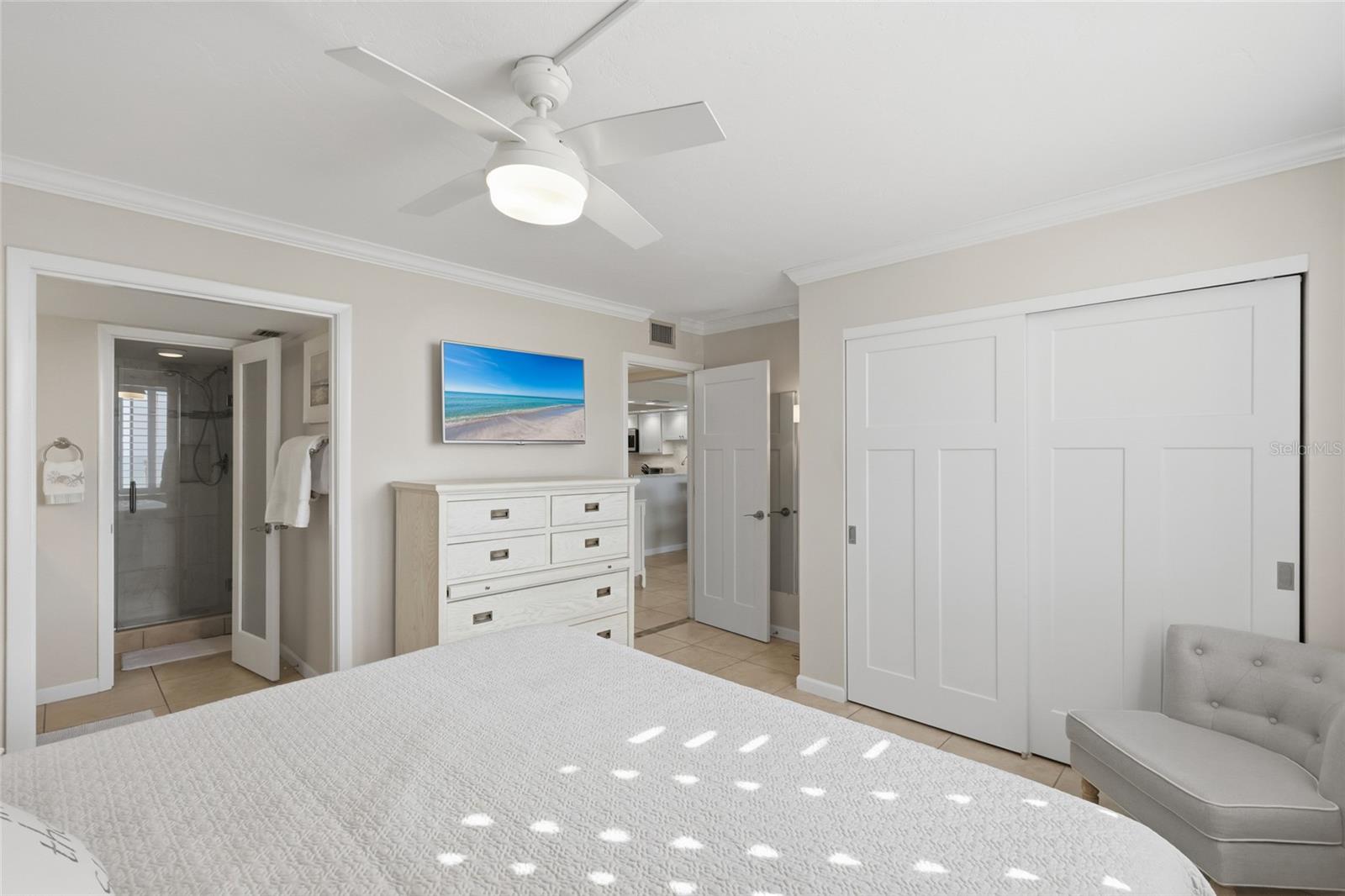 SEAPLACE III - Residential