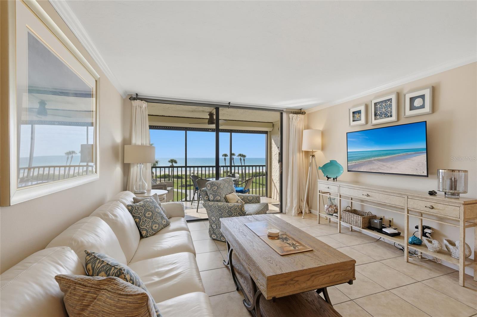 SEAPLACE III - Residential