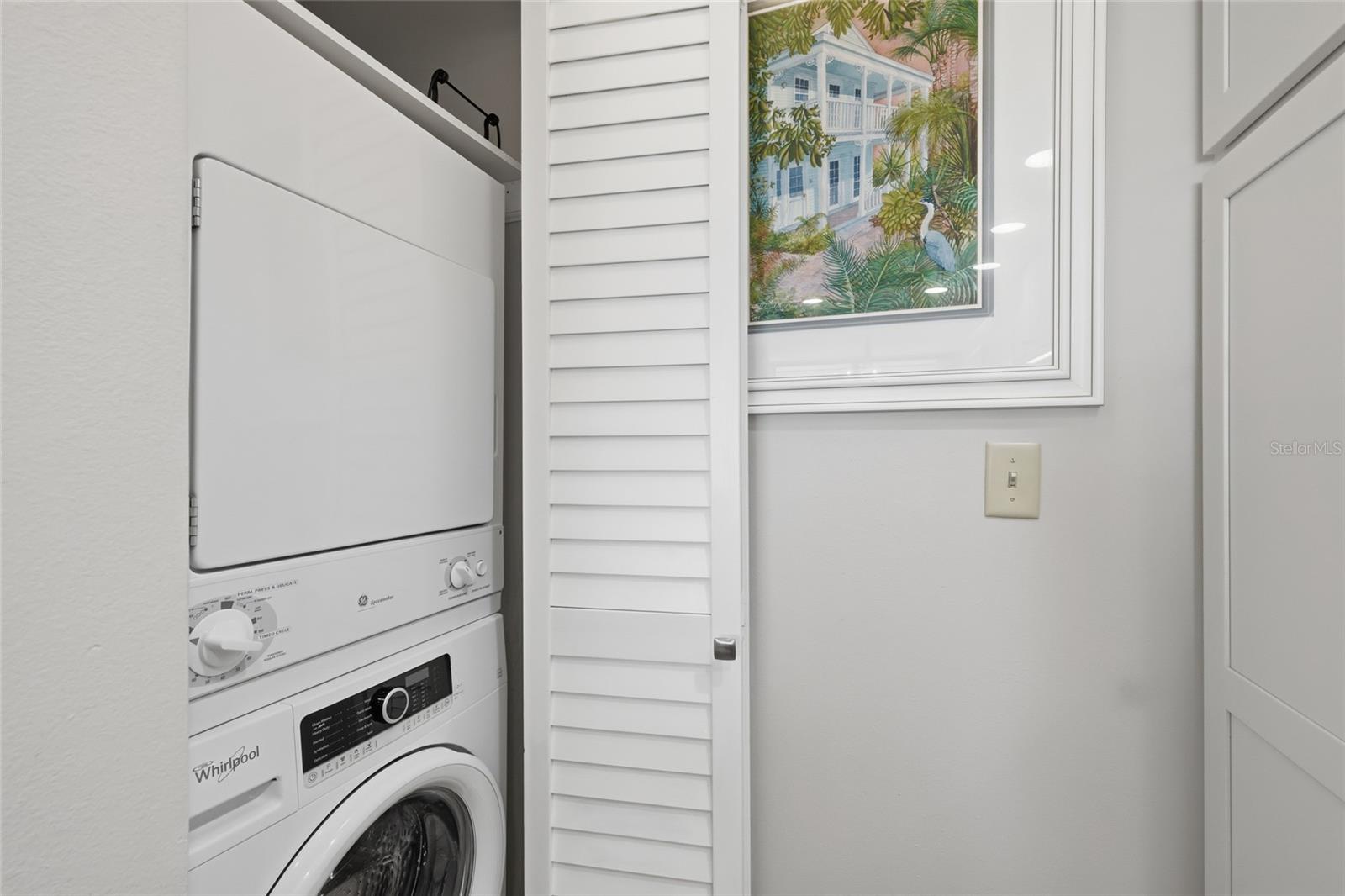 SEAPLACE III - Residential