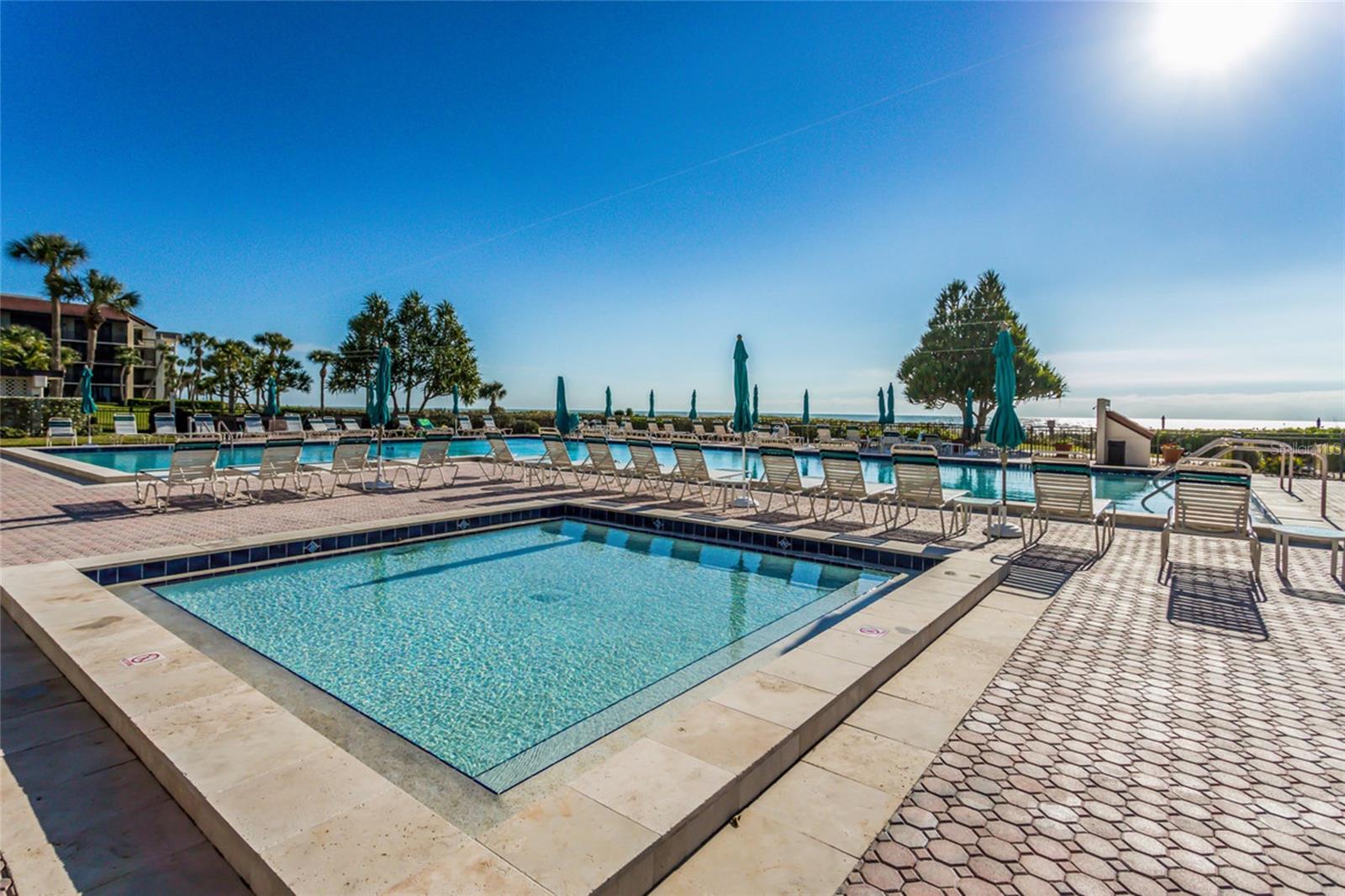 SEAPLACE III - Residential