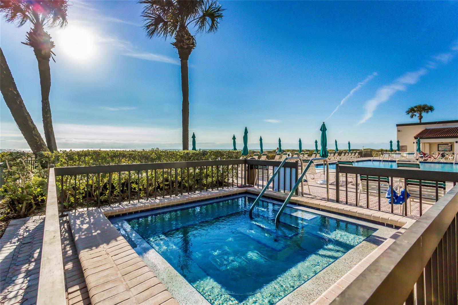 SEAPLACE III - Residential