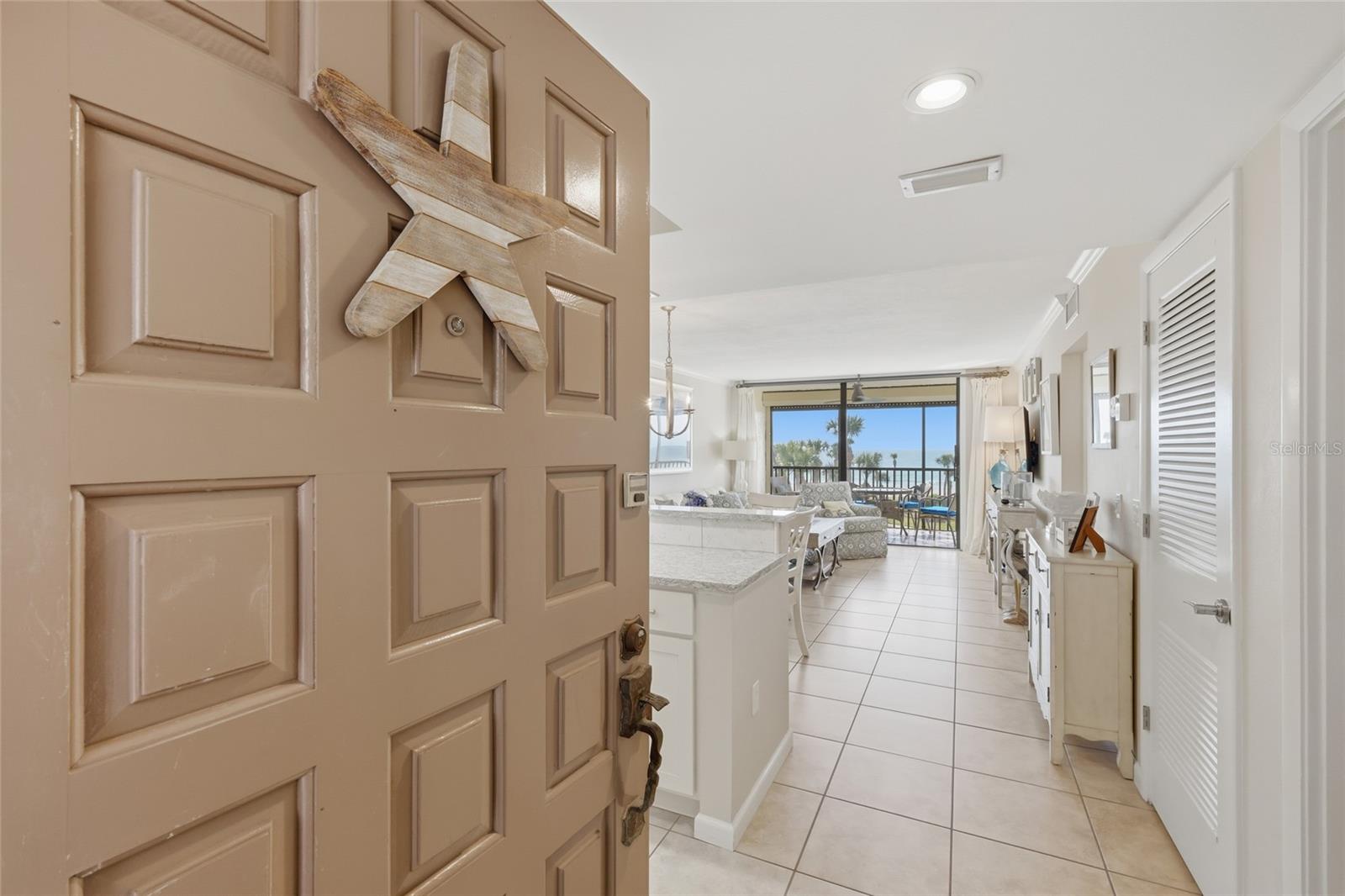 SEAPLACE III - Residential