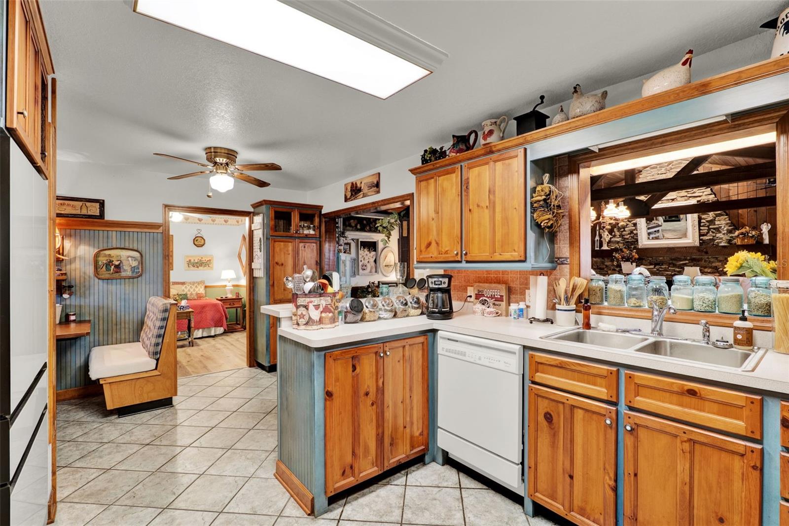FRUITLAND PARK BANZHAFS HOMESITES - Residential