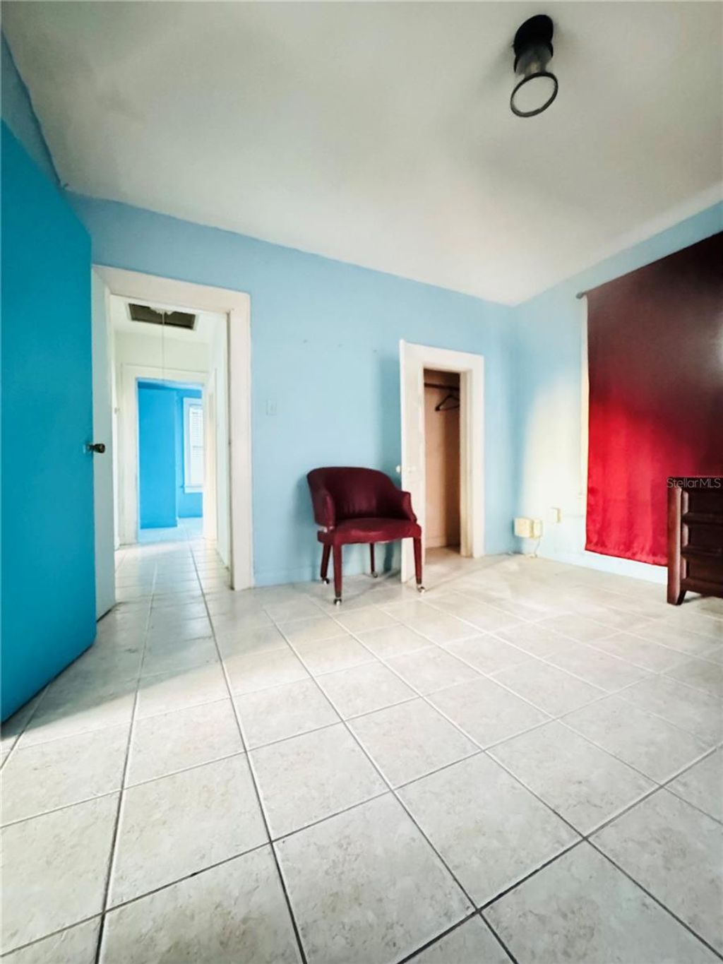 Photo of 2905 W Chestnut Street, Tampa, FL 33607 (MLS # TB8447249)