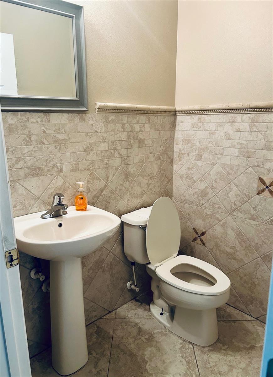 SUMMERPORT PH 2 - Residential Lease