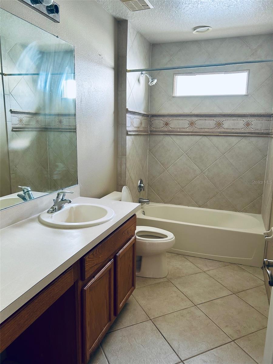 SUMMERPORT PH 2 - Residential Lease