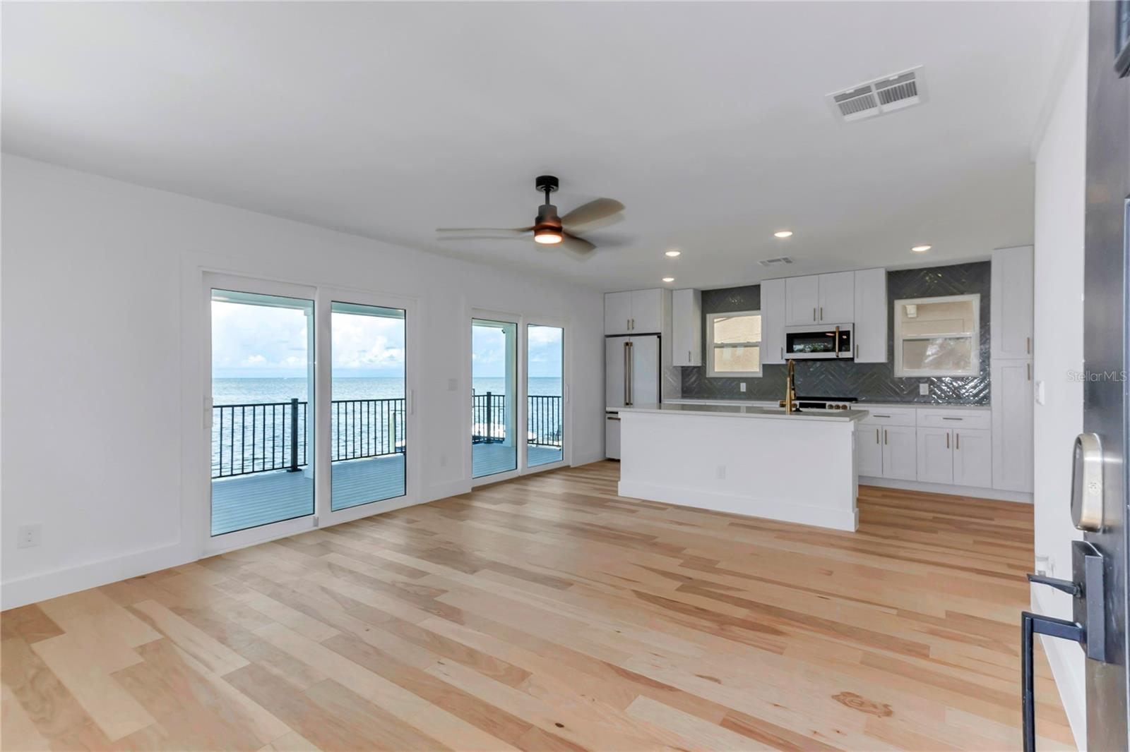 DRIFTWOOD ISLES - Residential