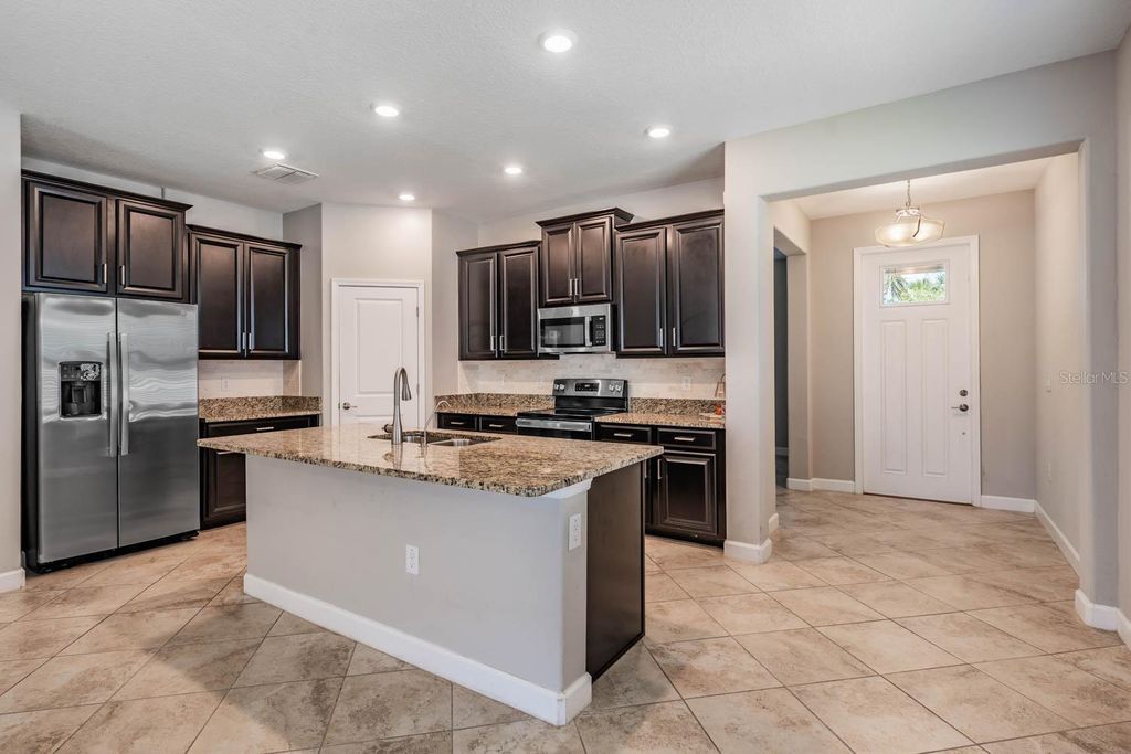 Photo of 31427 Cannon Rush Drive, San Antonio, FL 33576 (MLS # TB8505404)