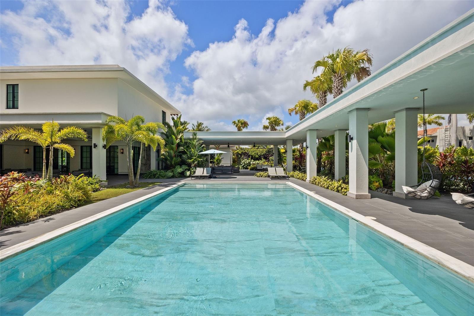 DORADO BEACH EAST - Residential