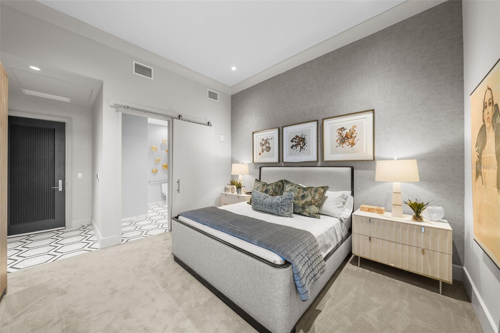 ALTURA BAYSHORE - Residential