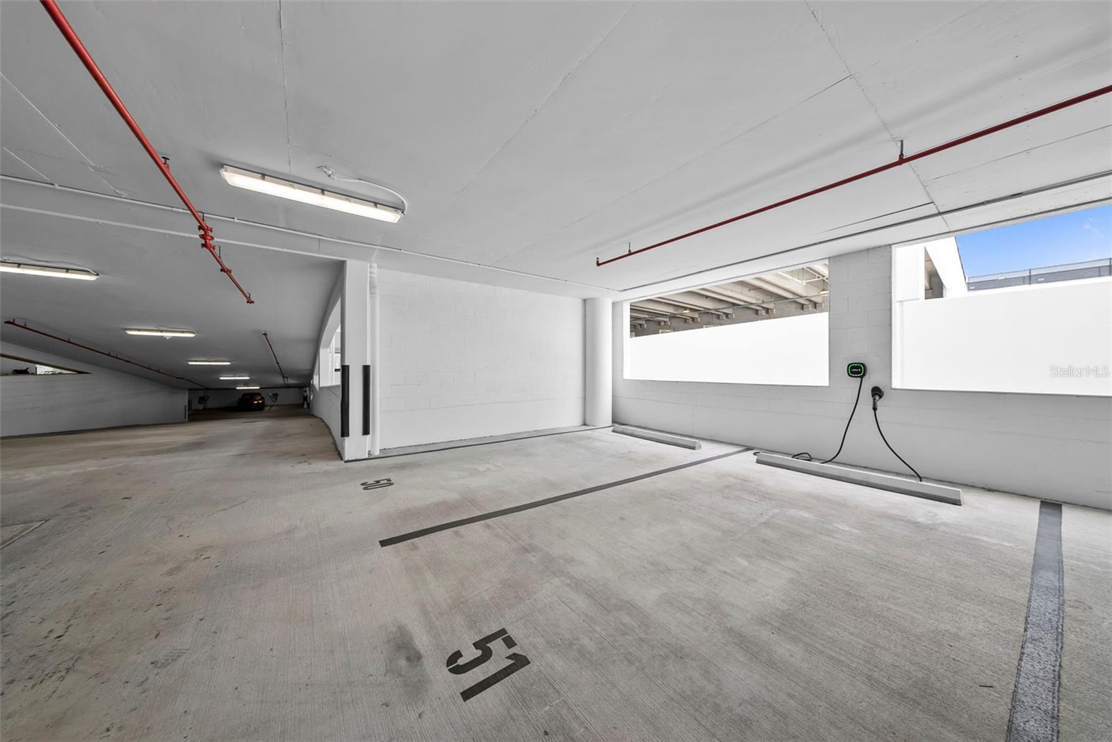 ALTURA BAYSHORE - Residential