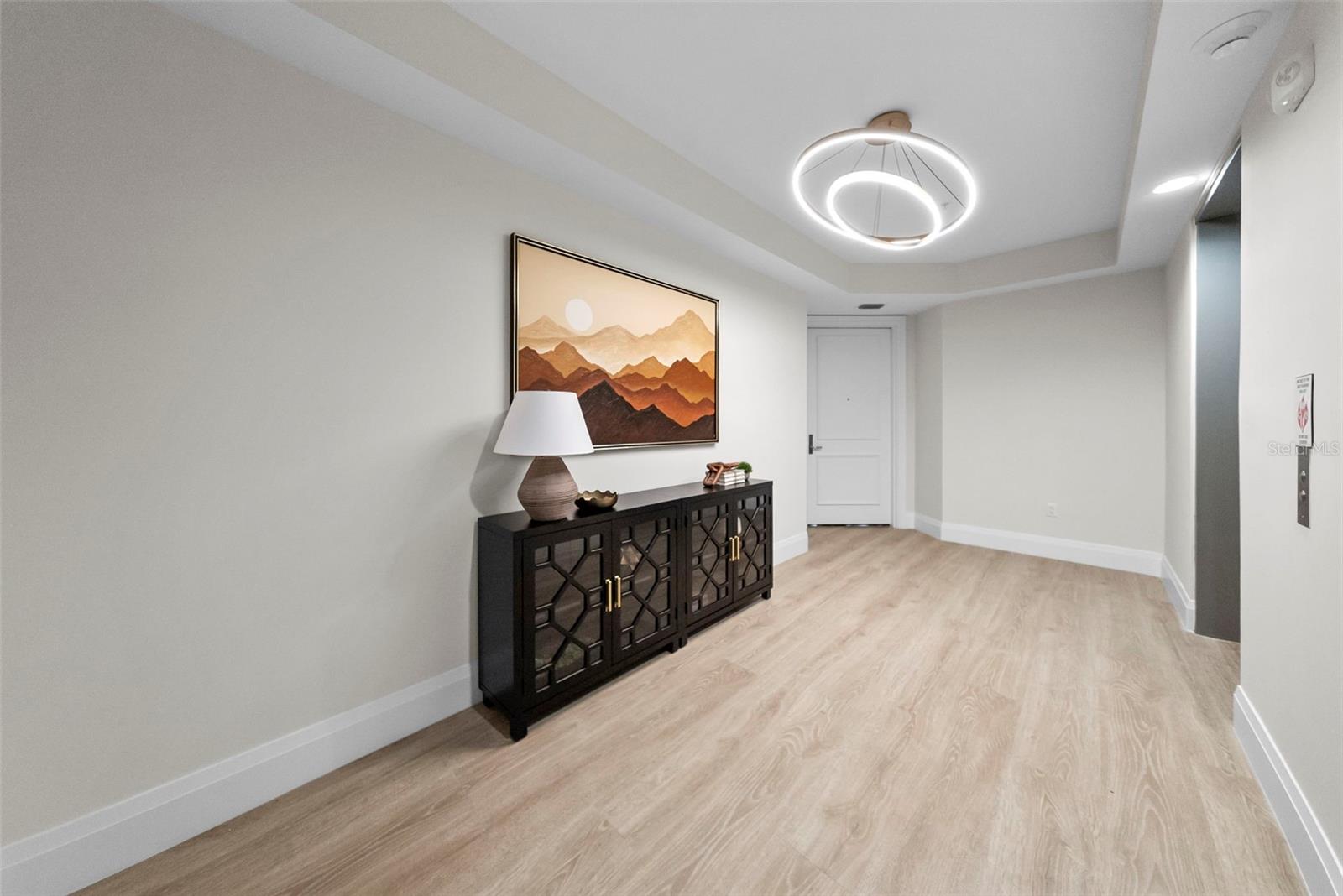 ALTURA BAYSHORE - Residential