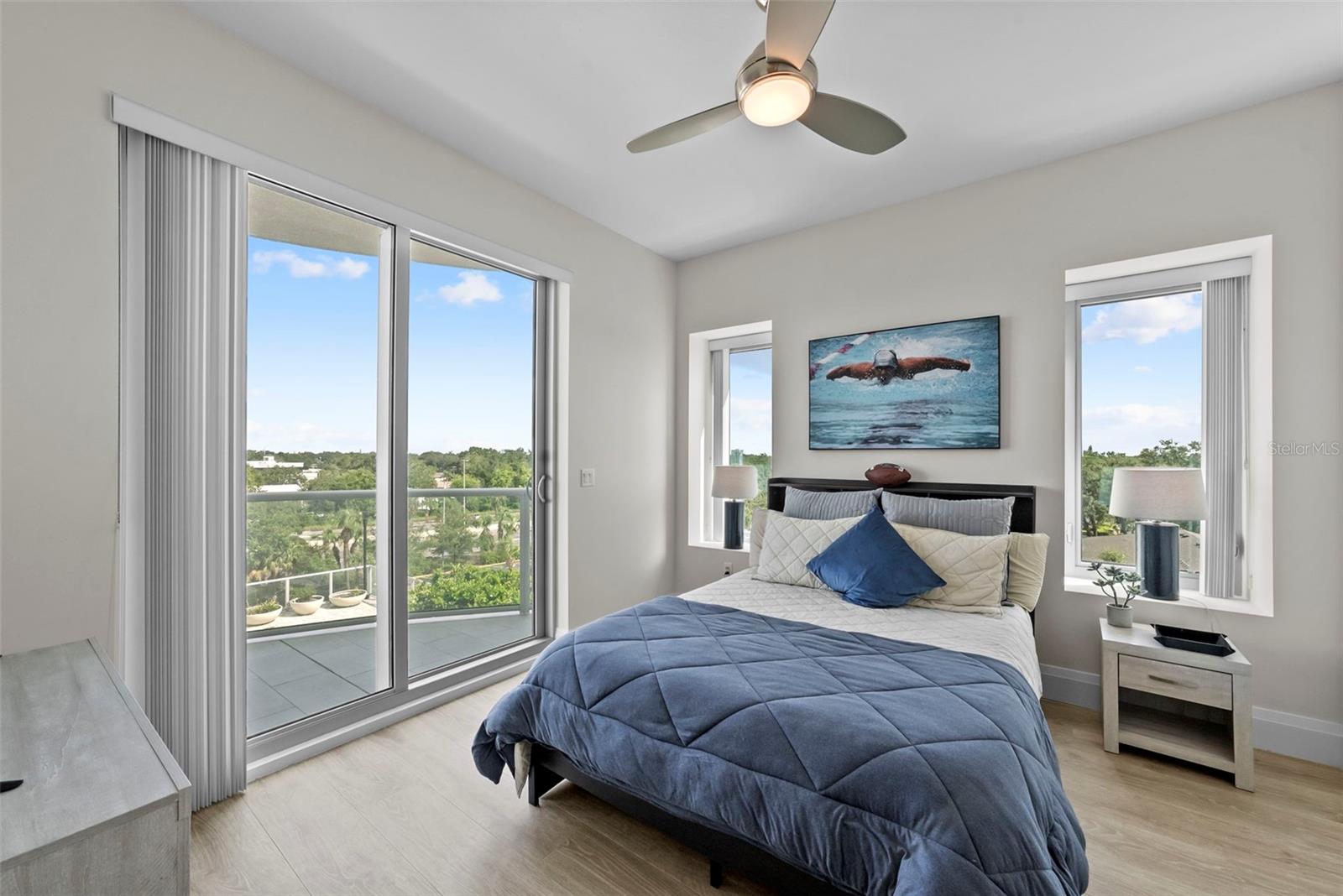 ALTURA BAYSHORE - Residential