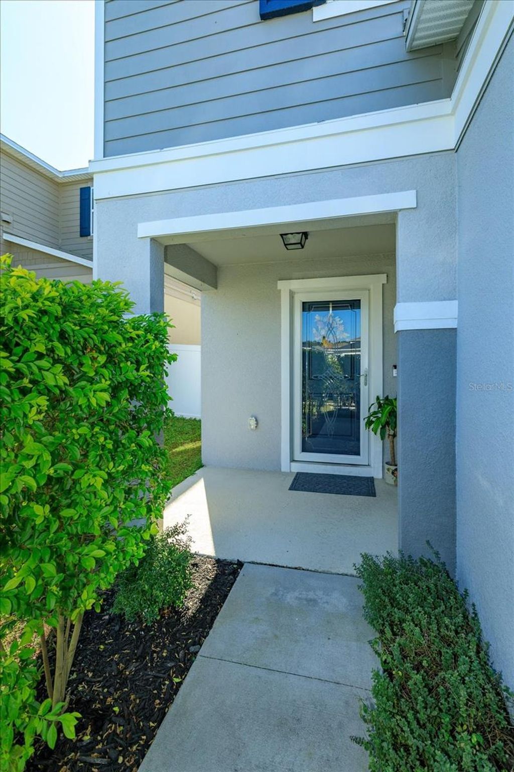 Photo of 1096 Papaya Circle, Davenport, FL 33897 (MLS # G5104059)