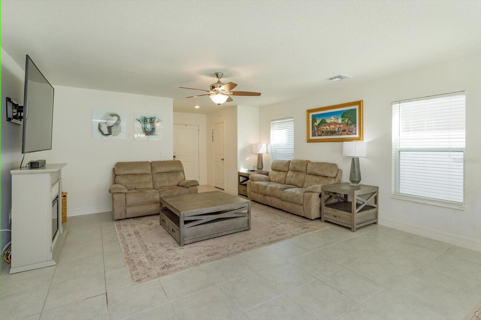 MIRABELLA PH 1 - Residential