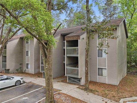 Photo of 85 SE 16th Avenue #F301, Gainesville, FL 32601 (MLS # GC539151)