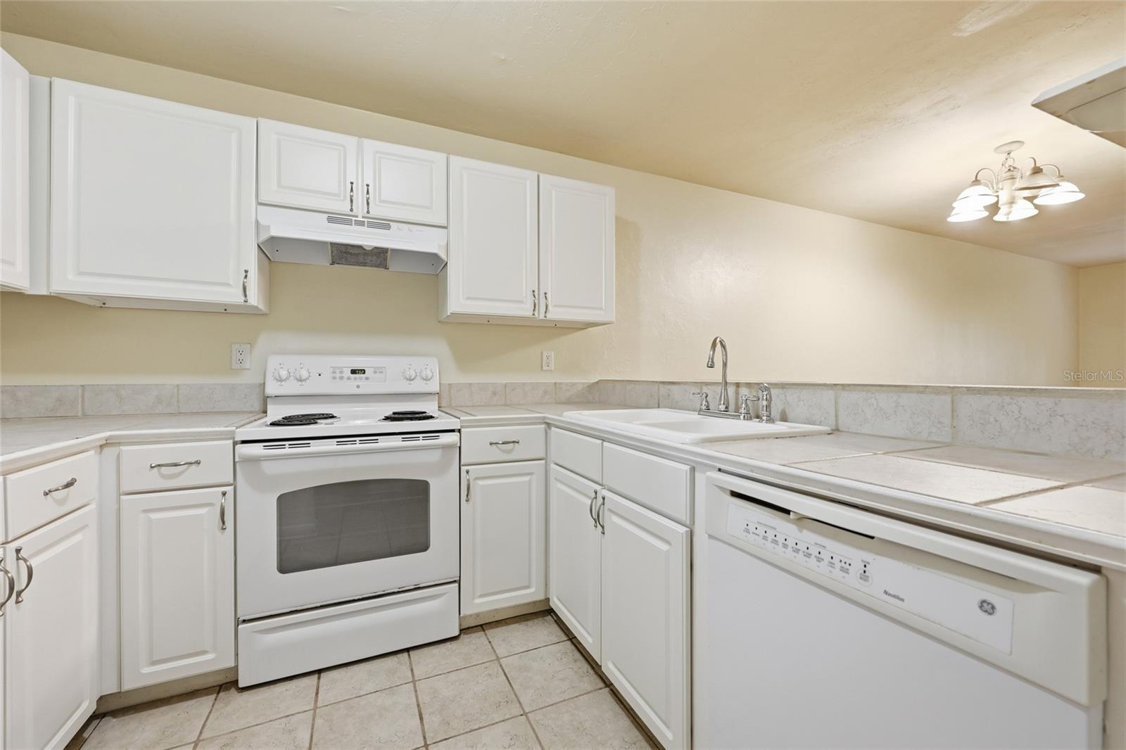 TREEHOUSE VILLAGE - Residential