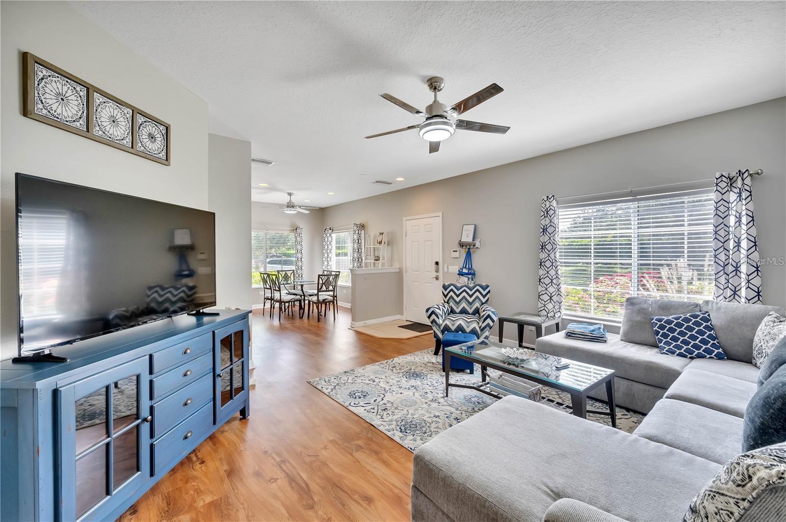 TOWNHOMES AT LIGHTHOUSE COVE II CONDO - Residential Lease