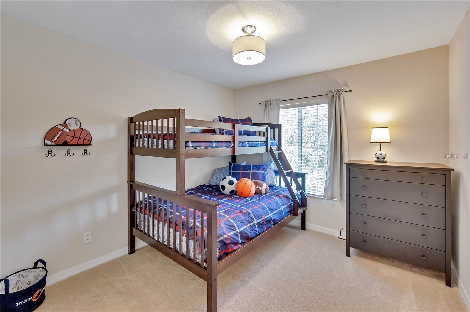 TOWNHOMES AT LIGHTHOUSE COVE II CONDO - Residential Lease