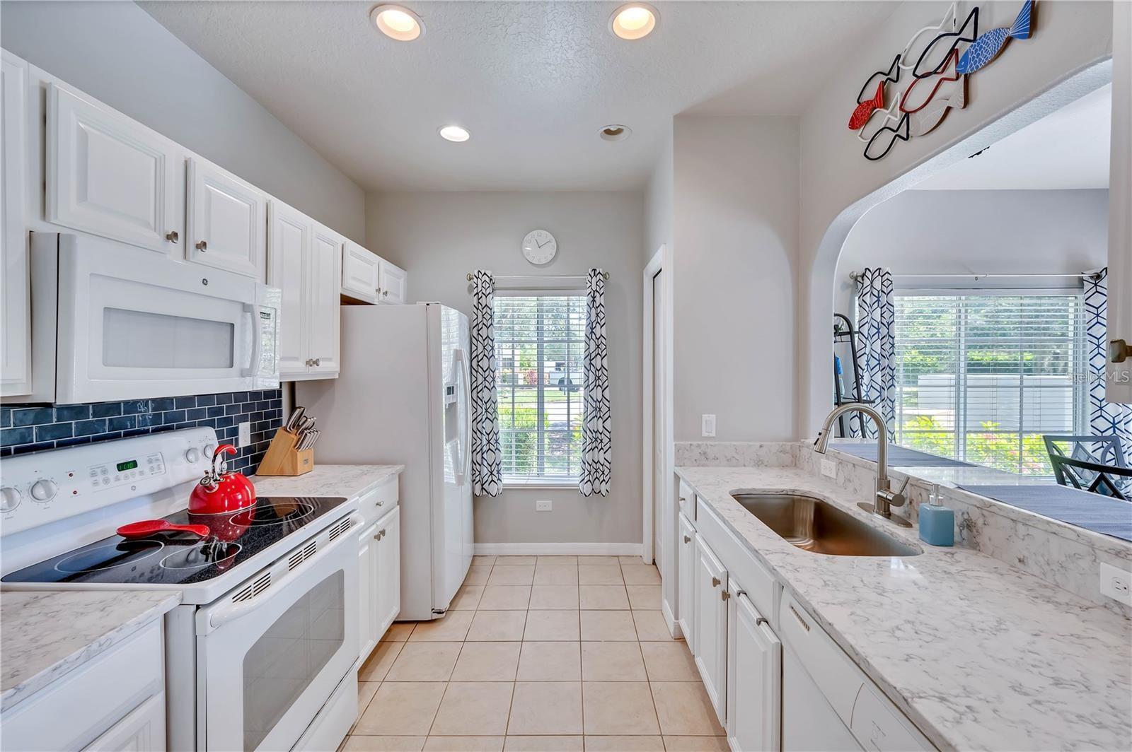 TOWNHOMES AT LIGHTHOUSE COVE II CONDO - Residential Lease