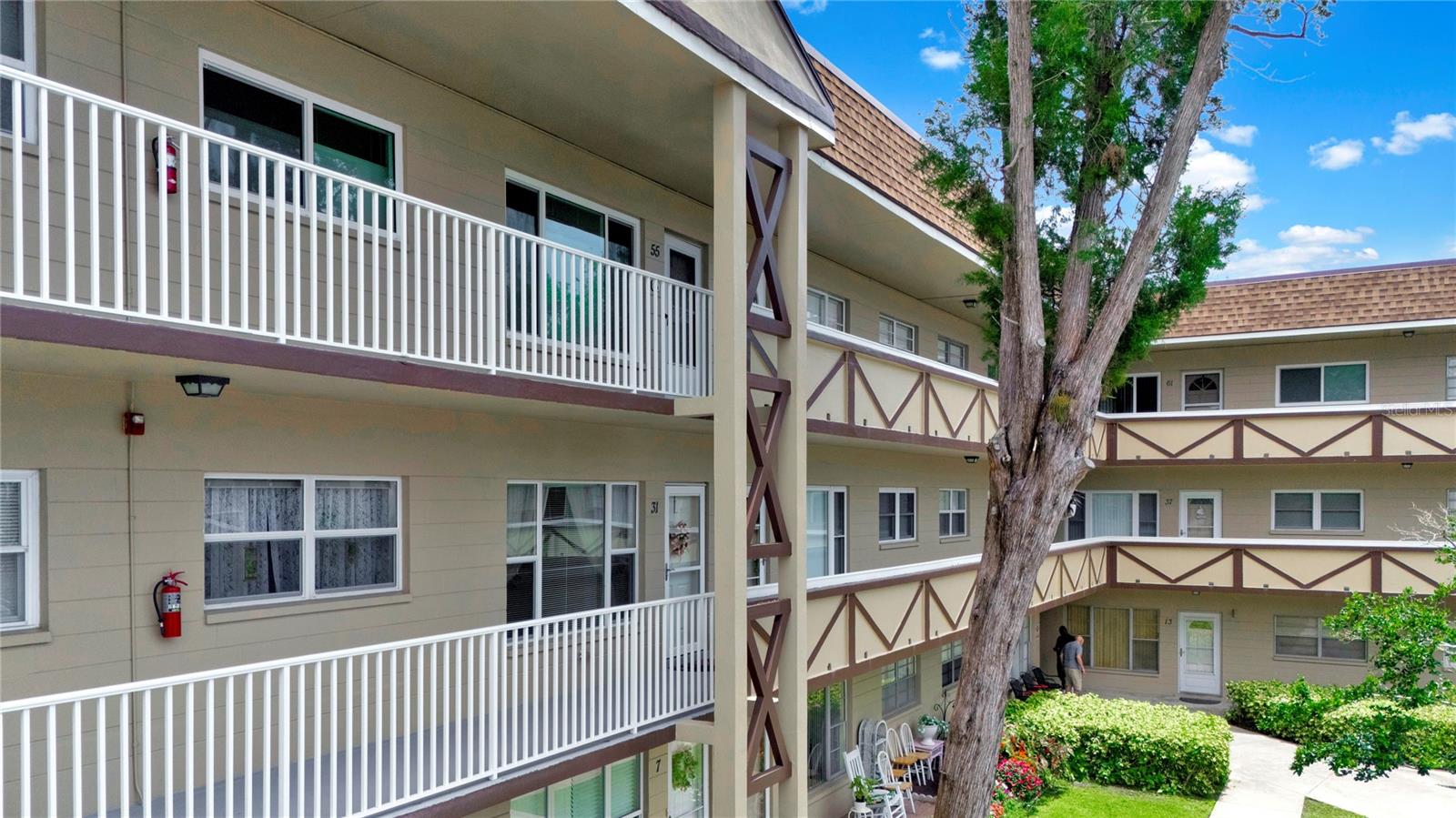 2463 BRAZILIA DRIVE 31