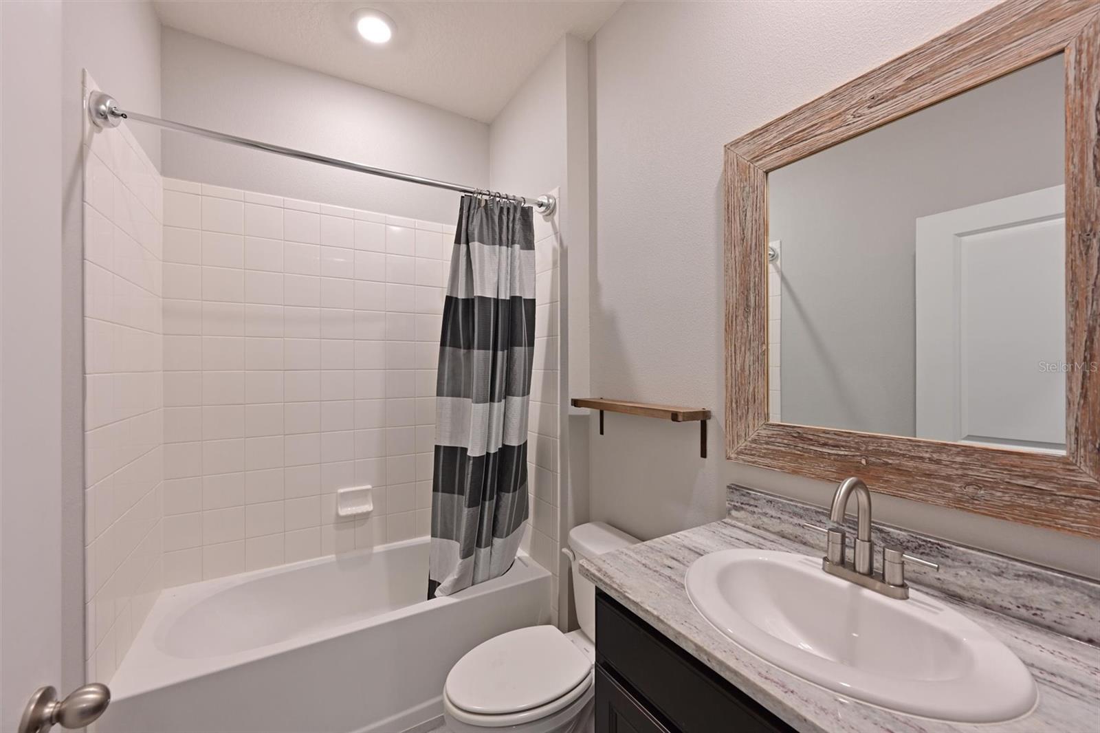 PROMENADE ESTATES PH I - Residential