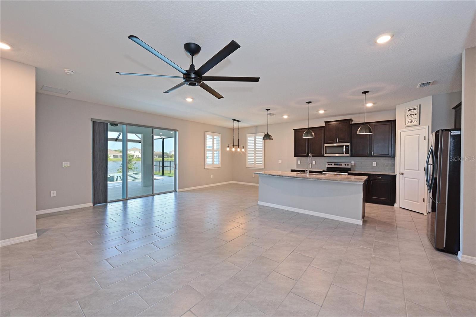 PROMENADE ESTATES PH I - Residential