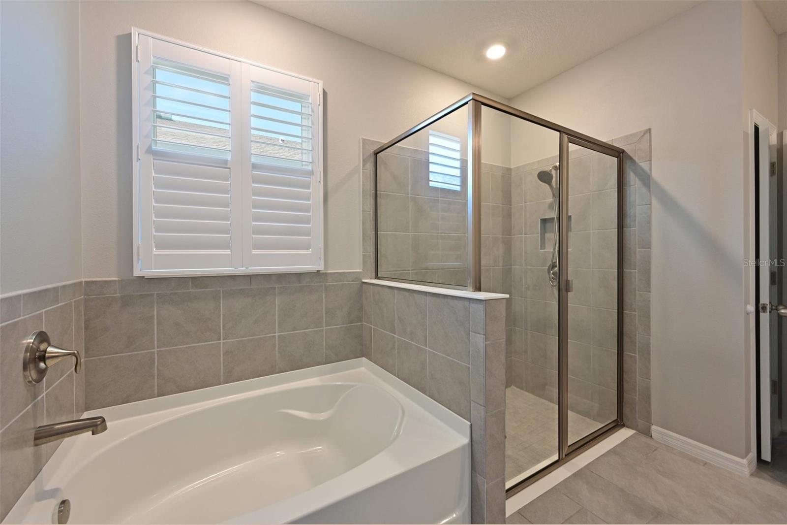 PROMENADE ESTATES PH I - Residential