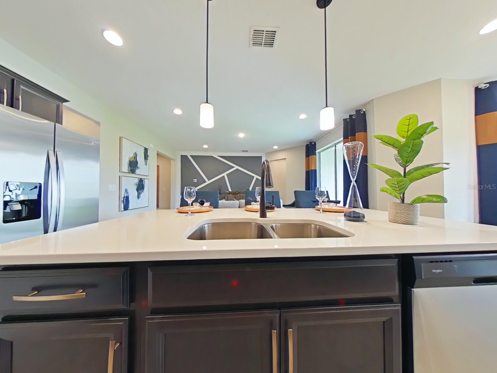 PRAIRIE OAKS - Residential