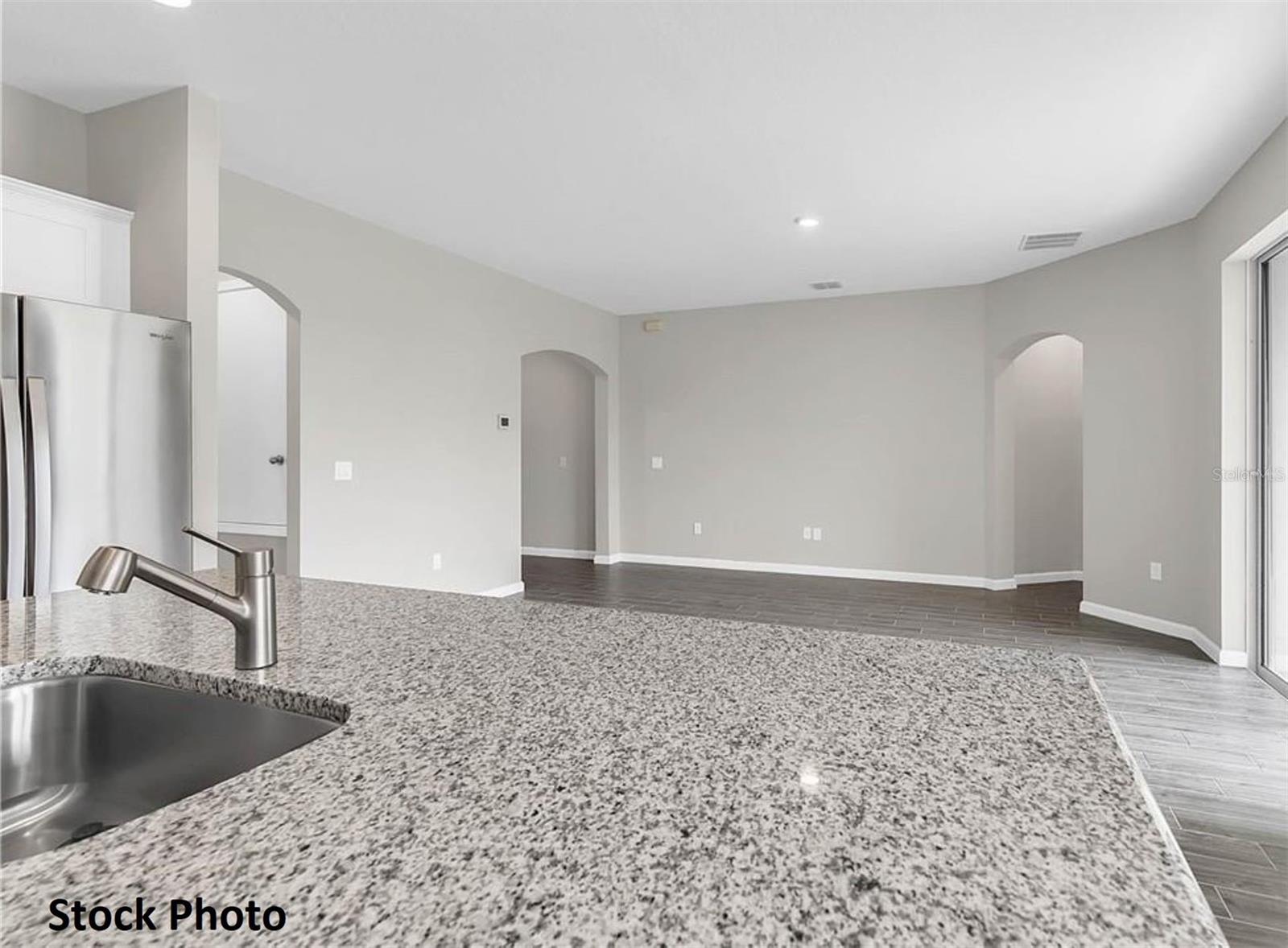 PRAIRIE OAKS - Residential