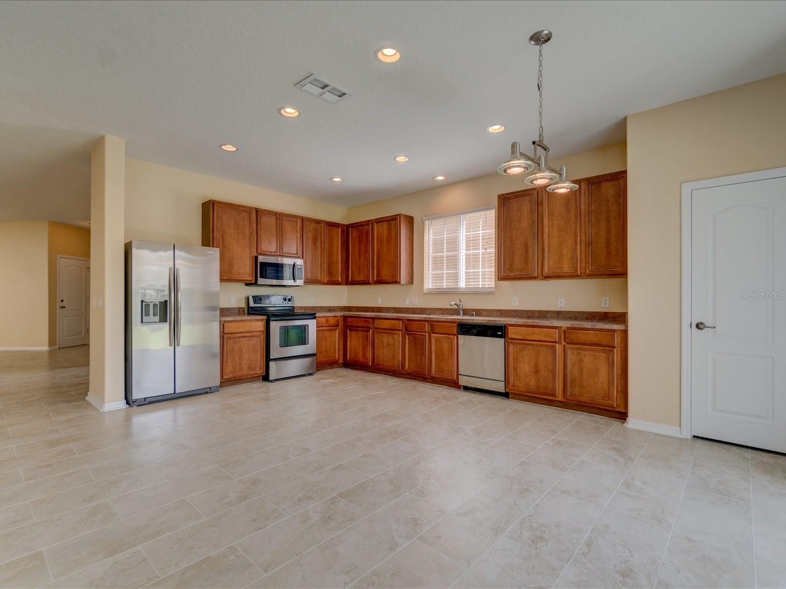 BALLANTRAE VILLAGES 3A & 3B - Residential Lease