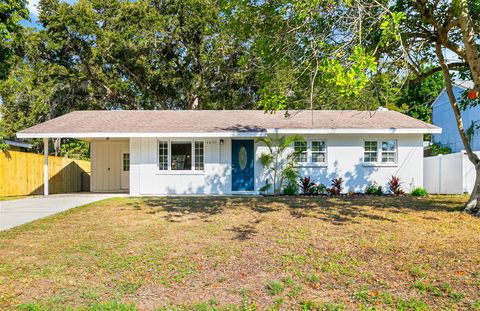 Photo of 4697 Linwood Street, Sarasota, FL 34232 (MLS # A4673620)