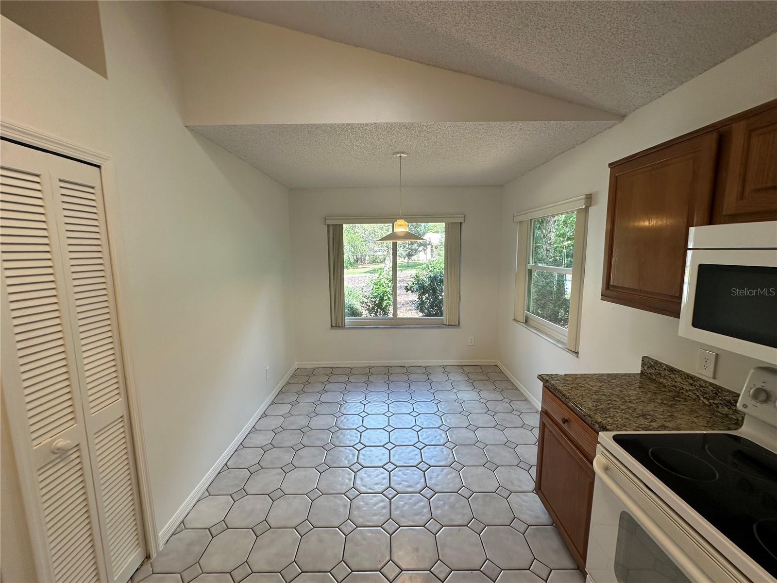 310 TANGERINE STREET