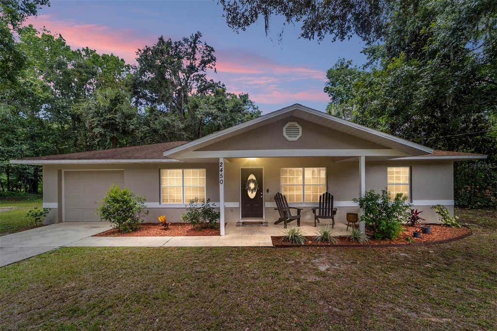 Photo of 2450 SE 40th Street Road, Ocala, FL 34480 (MLS # O6430094)