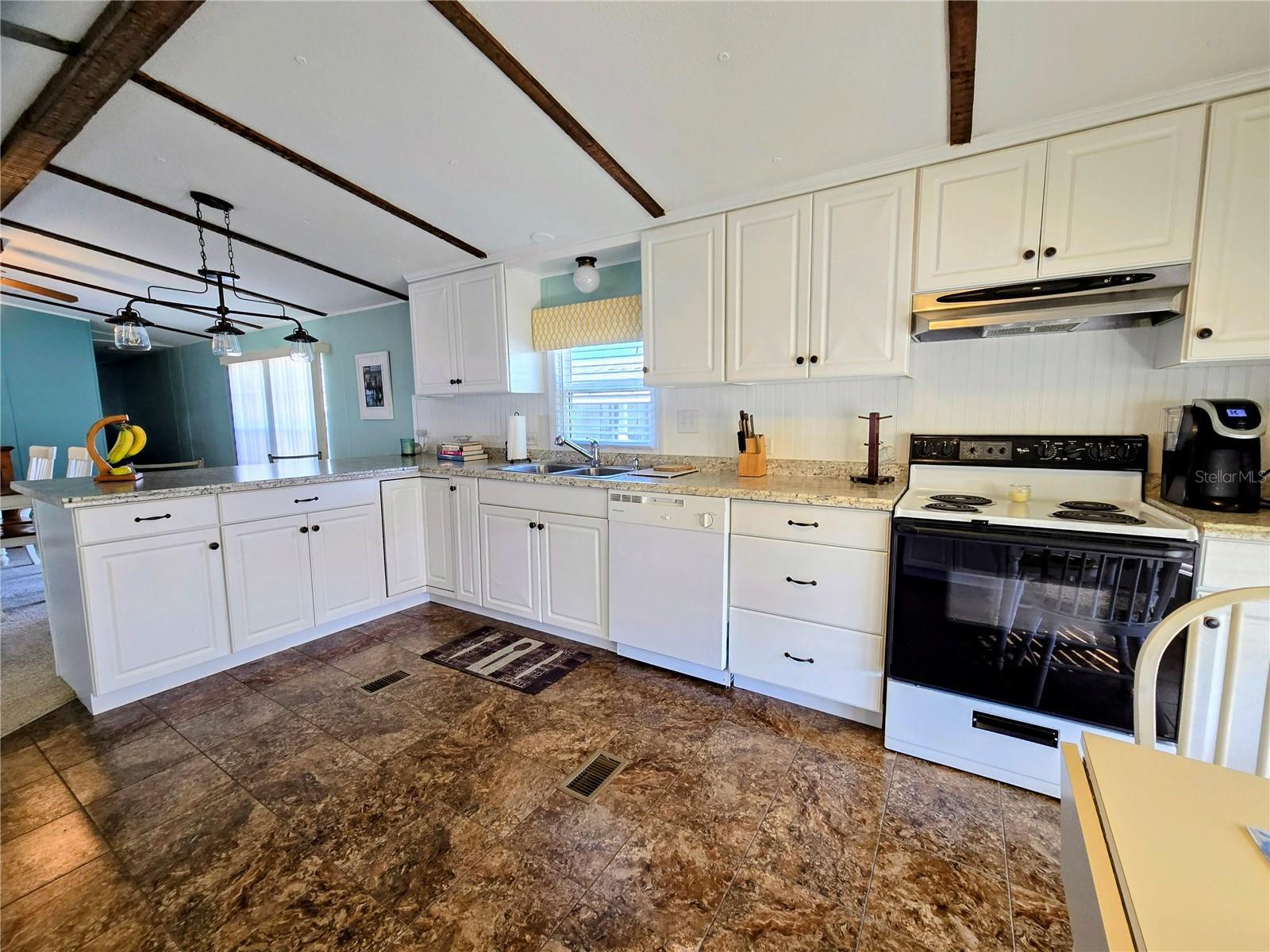 COUNTRY AIRE VILLAGE - Residential