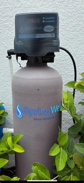 TOWNS AT LAKE MONROE COMMONS - Residential