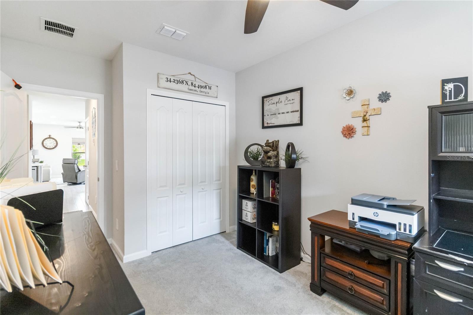 TOWNS AT LAKE MONROE COMMONS - Residential