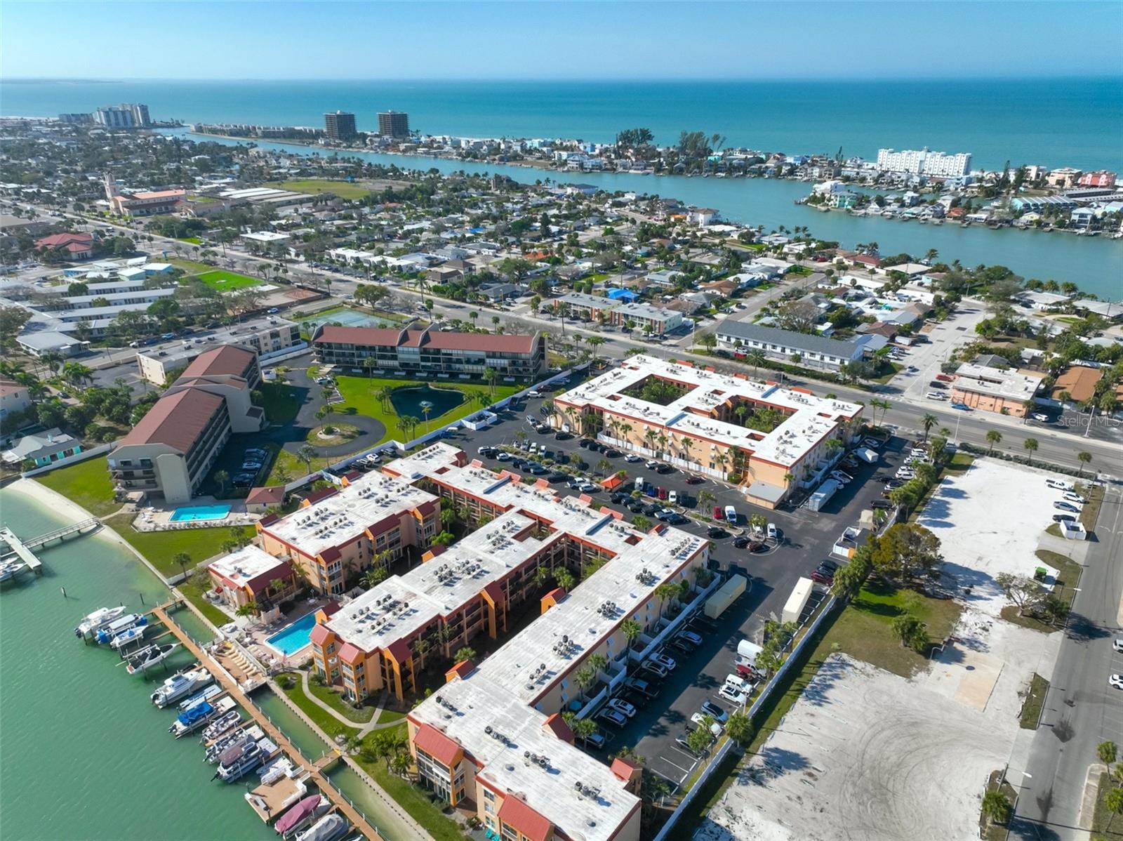 BOCA SHORES CONDO - Residential