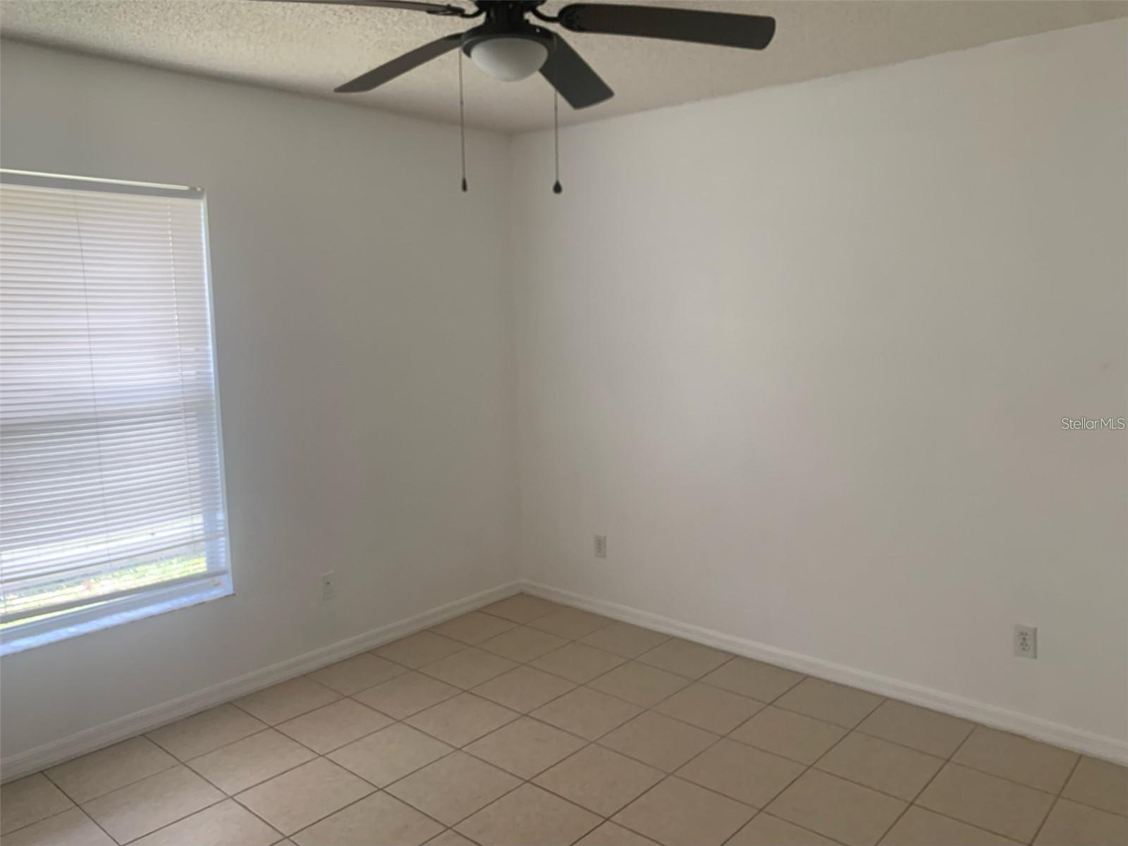 HUNTERS CREEK TR 145 PH 02 - Residential Lease