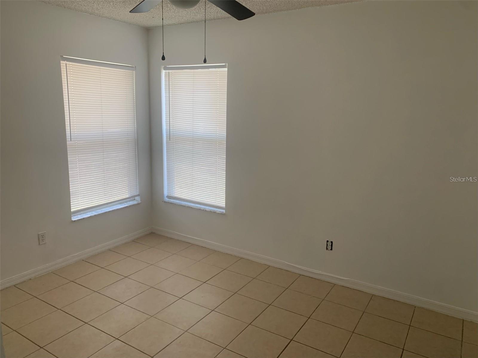 HUNTERS CREEK TR 145 PH 02 - Residential Lease