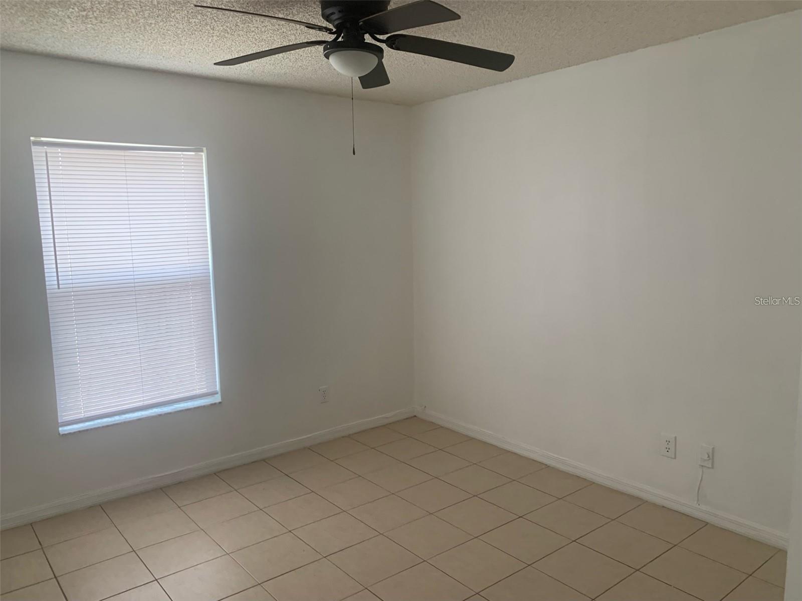 HUNTERS CREEK TR 145 PH 02 - Residential Lease