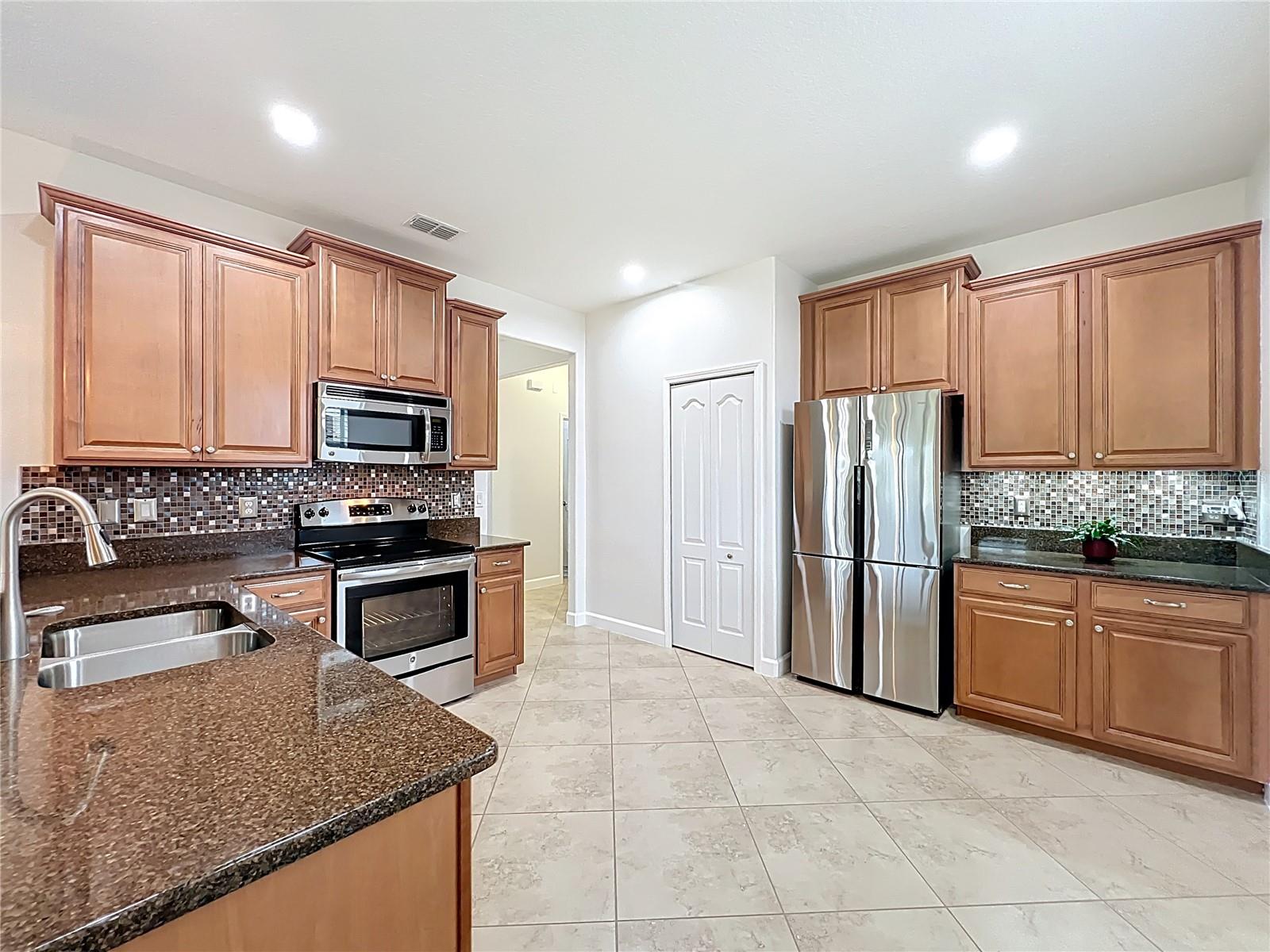 3959 SERENA LANE