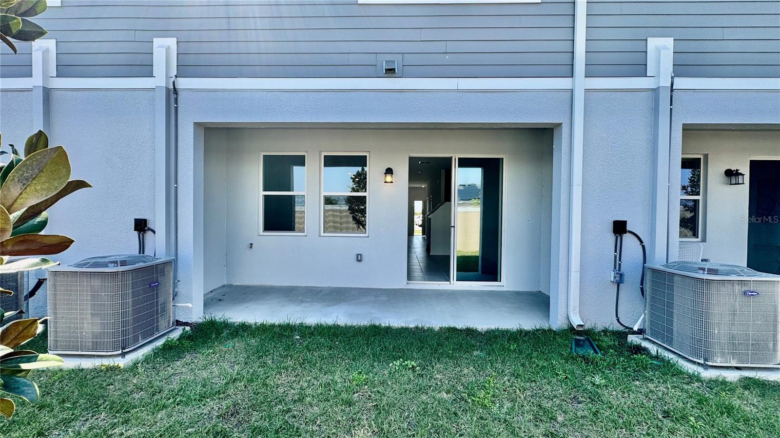 SOL VISTA - Residential Lease