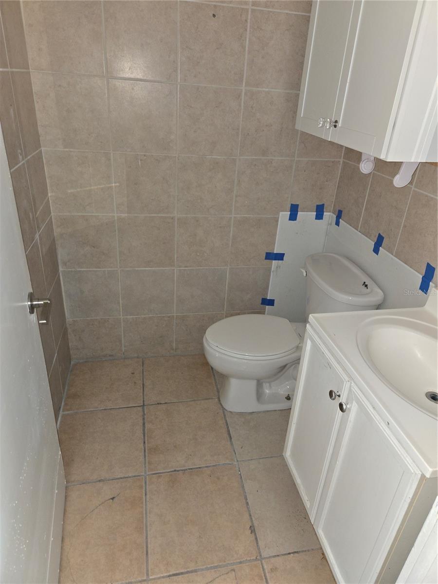 COUNTRY CLUB ADD - Commercial Lease